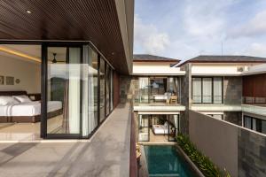 Μπαλκόνι ή βεράντα στο NEWLY BUILT LuxuryChic 3bd Modern Villa in Umalas