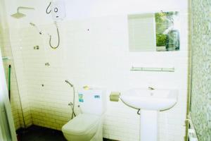 Fotografie z fotogalerie ubytování Out Of Rupeace Hostel Unawatuna v destinaci Unawatuna