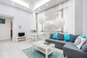 Cozy 2 BR 2 Bathroom Apartment in the city centre 1066 Budapest, Ó utca 11 kép - 2