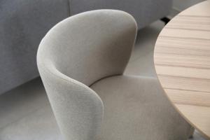 Posezení v ubytování Modern 2BR Apartment with Outside Furniture - Close to Sliema, Saint Julians & Valletta