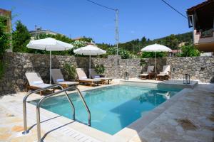 The swimming pool at or close to Casa Dell Amore