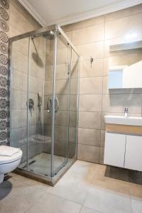 Koupelna v ubytování M2 Hotel