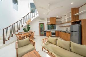 Η κουζίνα ή μικρή κουζίνα στο Floro Villa Canggu