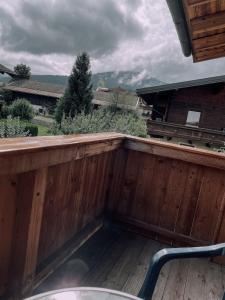 Nespecifikovaný výhled na hory nebo výhled na hory při pohledu z apartmánu