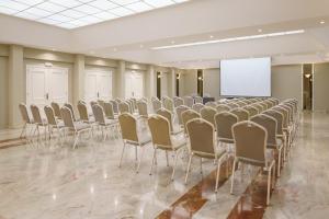Zona business o sala de conferencias en Crisol Jardines de Córdoba