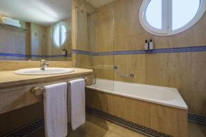 Un baño de Crisol Jardines de Córdoba