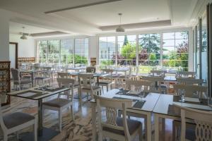 Un restaurante o sitio para comer en Crisol Jardines de Córdoba