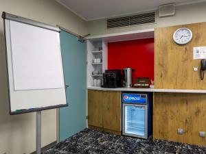 Kuchyň nebo kuchyňský kout v ubytování ibis Warszawa Centrum