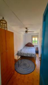 Postel nebo postele na pokoji v ubytování Haro's Santa Lucia Gem 3 bedroom Apt