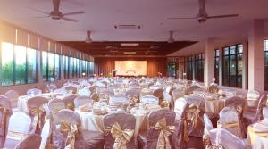 Restaurace v ubytování Acappella Suite Hotel, Shah Alam