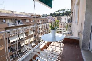 Balkón nebo terasa v ubytování Mavi Luxury Suites