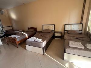 Postel nebo postele na pokoji v ubytování Hotel Iseberi