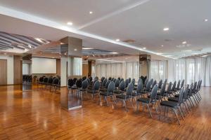 Zona de negocis o sala de conferències de Eurostars Queen of Montenegro