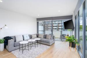 Gallery image of Modern Apt with Pool, Gym and BBQ Access - Hosted by Canstay in Canberra