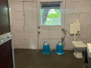 Ein Badezimmer in der Unterkunft Treehouse at Kamp