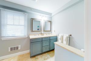 Fotografie z fotogalerie ubytování Immaculate Beach Condo v destinaci Dennis Port