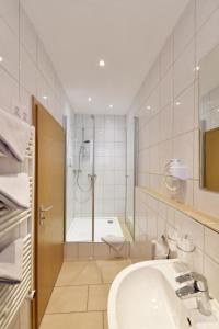 Koupelna v ubytování Hotel Haus Kleimann-Reuer