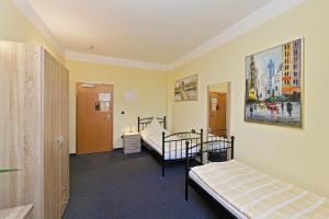 Postel nebo postele na pokoji v ubytování Hotel Haus Kleimann-Reuer