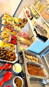 Makanan di atau berdekatan inn ini