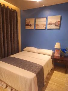 Postel nebo postele na pokoji v ubytování Irabella Travellers Inn