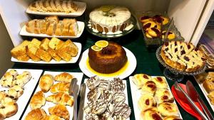 Makanan di atau berdekatan inn ini