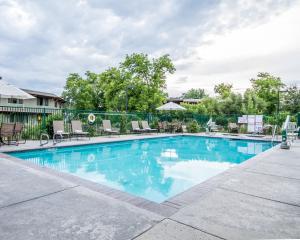 Piscina di Gaia Hotel & Spa, Ascend Hotel Collection o nelle vicinanze
