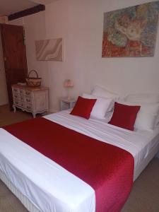 Gallery image of Elégance Périgourdine and SPA in Sainte-Sabine