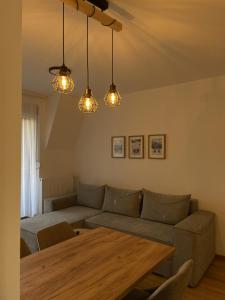 Χώρος καθιστικού στο Apartman DivčiMonte