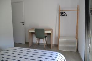 Cama o camas de una habitación en Charmante dépendance T3 vue Mer