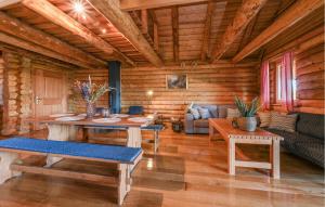 Posezení v ubytování Lovely Home In Koprivnica With Sauna