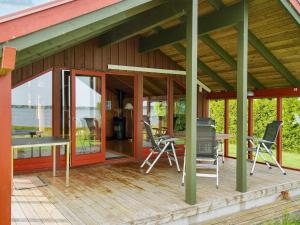 Balkón nebo terasa v ubytování 5 person holiday home in Jægerspris-By Traum