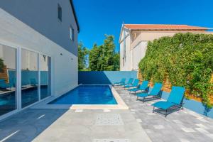 Fotografie z fotogalerie ubytování Family friendly house with a swimming pool Vir - Lozice, Vir - 23513 v destinaci Vir