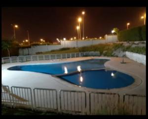 Kolam renang di atau dekat dengan كمبوند ذا ادرس بالشيخ زايد