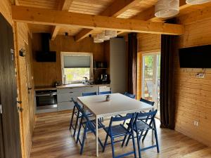 Dapur atau dapur kecil di Dom Apartamenty pod Witoszą