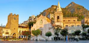 Afbeelding uit fotogalerij van Hotel Alexander in Giardini Naxos