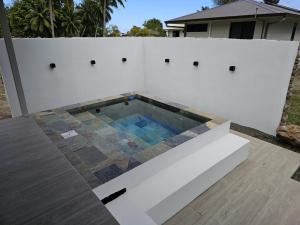 Bazén v ubytování Raina Lodge - Fare Hereiti - Piscine privée nebo v jeho okolí