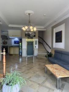 TV a/nebo společenská místnost v ubytování Hotel Beka Palace