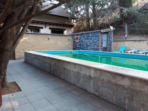 Piscina de la sau aproape de Casa para fiestas 16 personas, barbacoa y terraza