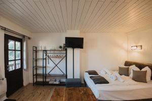Postel nebo postele na pokoji v ubytování Apartment am Annaweiher
