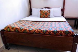 Postel nebo postele na pokoji v ubytování Westend Motel