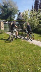 Fotografie z fotogalerie ubytování Véneki-pihi Vendégház v destinaci Vének + 8 fotografií