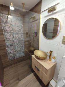 Villa Krysia 50 m do morza的一间浴室