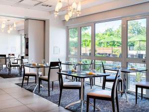 Restaurace v ubytování Novotel Paris Orly Rungis Aéroport