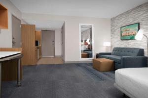 Posezení v ubytování Home2 Suites by Hilton Eugene Downtown University Area
