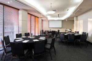 Verslo zona ir (arba) konferencijų salė apgyvendinimo įstaigoje Hilton Garden Inn Darwin