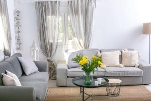 Fotografie z fotogalerie ubytování Kalamos sea view villa Beach walking distance v destinaci Áyioi Apóstoloi