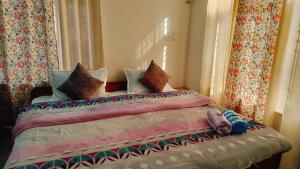 Fotografie z fotogalerie ubytování Vivek Home Stay, Bir Colony Chaugan v destinaci Bir