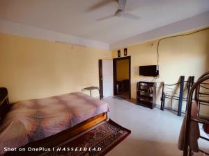 Dreams Abode 01 STUDIO APARTMENT客房内的一张或多张床位