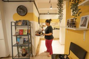 Hosté ubytování Locomo Express - Stay Work Eat