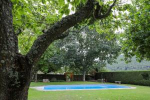 Um jardim no exterior de Quinta do Terreiro - Turismo de Habitacao